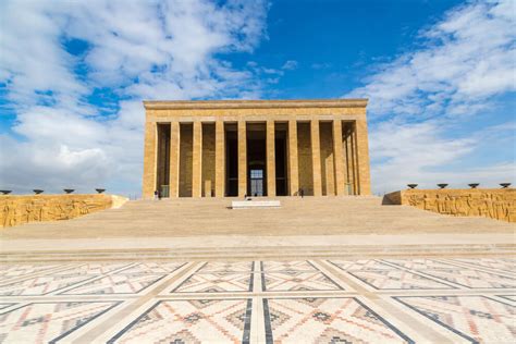 Anıtkabir Atatürk Atatürkün Anıtkabire Defnine Ilişkin Yeni