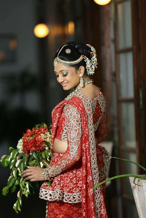 Homecoming Bride Sri Lankan Bride Dresses