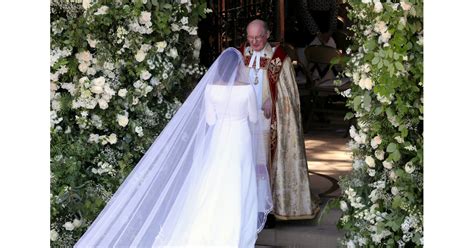 George's chapel as meghan's veil trailed behind her. Meghan's Veil | Meghan Markle's Veil Details | POPSUGAR ...