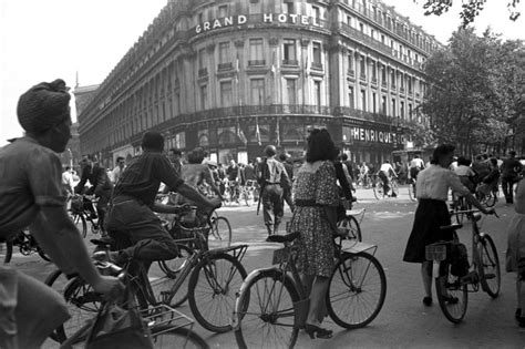 The Liberation Of Paris 1944 A Life Photographers Story