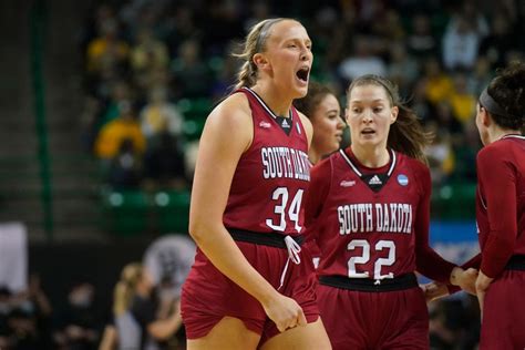 Former South Dakota Center Hannah Sjerven Signs With Australian Professional Basketball Team
