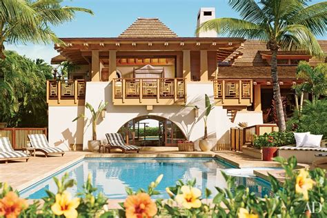 Island Homes With Incredible Outdoor Living Spaces Photos