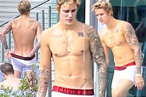 Justin Bieber Shows Off Buff Body Poolside In Pair Of Tight Calvin