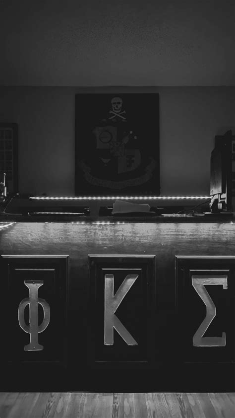 Phi Kappa Sigma • Skulls