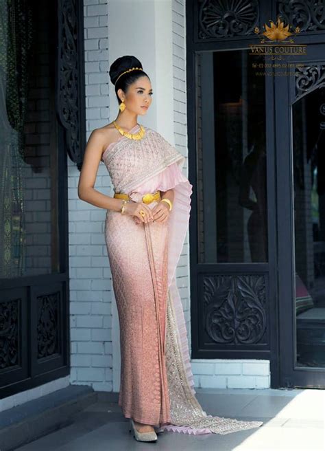 นางสาวชลิตา ส่วนเสน่ห์ มิสยูนิเวิร์สไทยแลนด์ 2016 เดินทางถึงสนามบินสุวรรณภูมิแล้ววันนี้ หลังสร้างชื่อเสียงให้กับประเทศไทยในเวทีการประกวด. อ๋อม อรรคพันธ์และน้ำตาล ชลิตา สวย-หล่อแบบไทยในชุดไทย ...