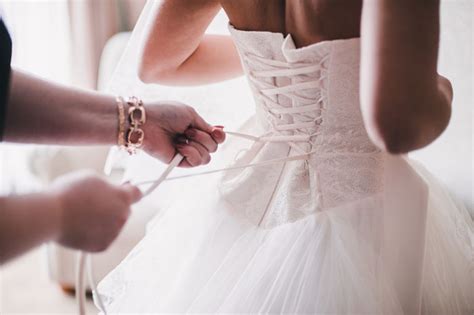 Altering Your Wedding Dress What You Need To Know Modern Wedding