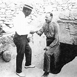 26. November 1922: Howard Carter öffnet das Grab Tutanchamuns ...