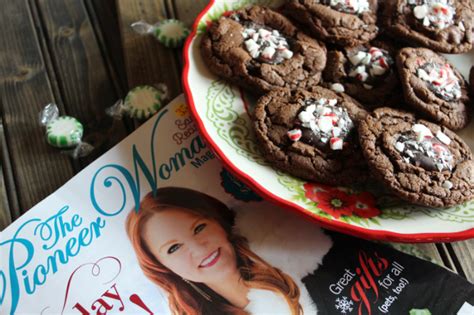 During the summer time, i have a lot of free time to do some of the things i love.shopping, decorating, baking, exercising etc. The Pioneer Woman Chocolate Peppermint Cookies - My Farmhouse Table
