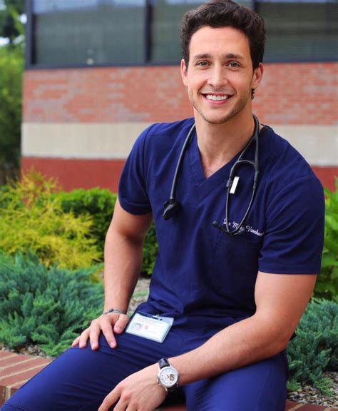 Dr Mike Varshavski ‍⚕️ Hot Doctor Male Doctor Handsome Faces Handsome Men Dr Mike