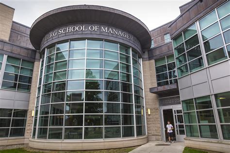 Umass Business School Expansion Turns To Private Sector For Donations
