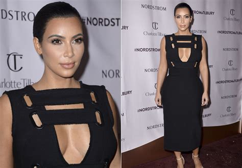 Kim Kardashian Aposta Em Decote Generoso Em Festa Ofuxico