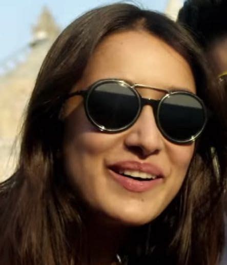 Want The Black Sunglasses That Shraddha Kapoor Is Wearing Shraddha Kapoor Cute Shraddha