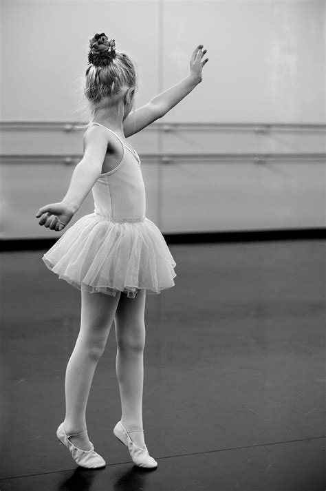 Grayscale Graphy Of Girl Doing Ballet · Stock Little Ballerina Hd