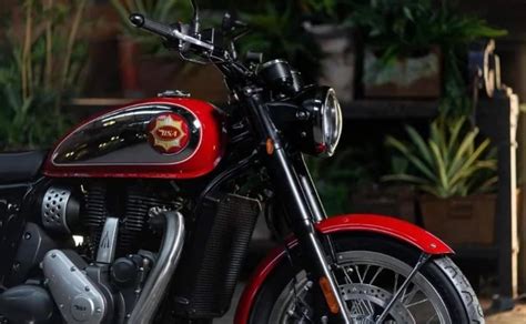 Bsa Motorcycles Returns With The Bsa Gold Star As Part Of The Mahindra