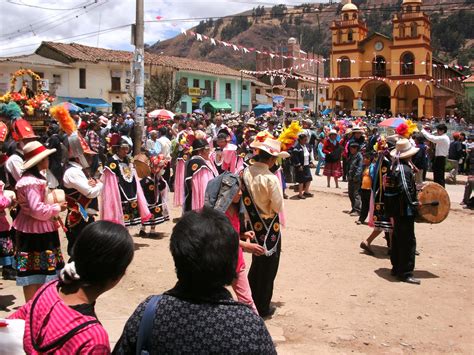 Folclore Eterno Peru Calendario Festivo Del Norte Octubre