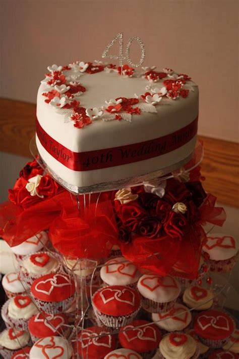 Send a scrumptious happy marriage anniversary 25th marriage anniversary cake: 40th (Ruby) Wedding Anniversary Cake - cake by Carol - CakesDecor