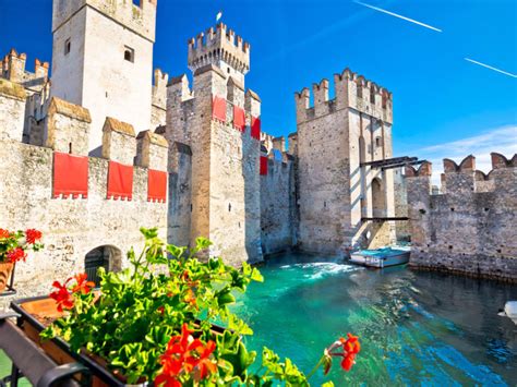 Verona Lake Garda And Sirmione Day Trip From Milan Tours Activities