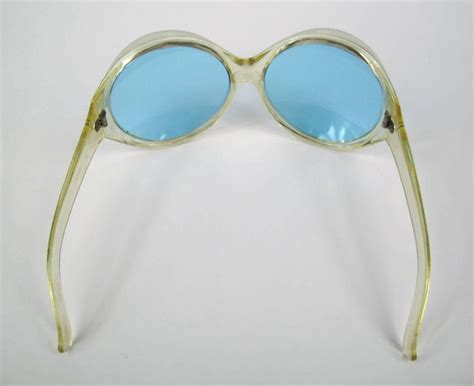 1960s Mod Bug Eye Sunglasses Italy At 1stdibs Bugeye Sunglasses Bug Sunglasses Bug Eyed