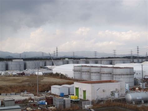 inside fukushima decommissioning tepco s stricken nuclear reactor cnn