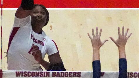 Private Images Of The University Of Wisconsin Badgers Women S Volleyball Team Leak Triggering An
