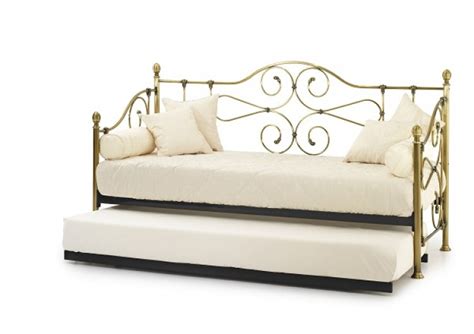 For something versatile that works in all modern, contemporary and vintage aesthetics, our metal bed frames are incredibly durable and undeniably stylish. Serene Florence 3ft Antique Brass Metal Day Bed Frame with ...