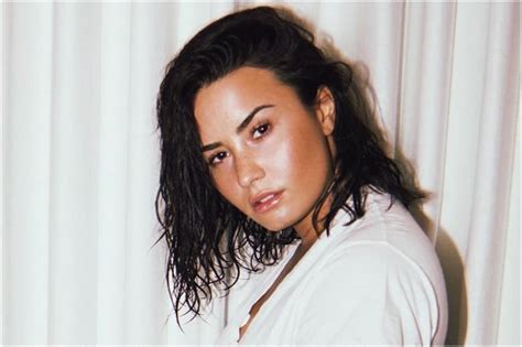 Happy Birthday Demi Lovato 6 Times The Singer Aced Her Insta Looks