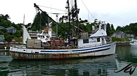 For sport fishing enthusiasts, princecraft ® offers performance and durability in a complete line of fishing boats. Excalibur Tuna Fishing Boat Tour - Newport Oregon ...