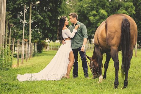 Pré Wedding Mariane E Vitor Fazenda Ensaio Fotográfico Casamento Pré Casamento Fotos