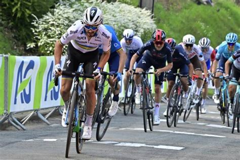 The 2021 tour de suisse is a road cycling stage race that is taking place between 6 and 13 june 2021 in switzerland. Tour de Suisse 2021 : La liste des coureurs engagés de la ...