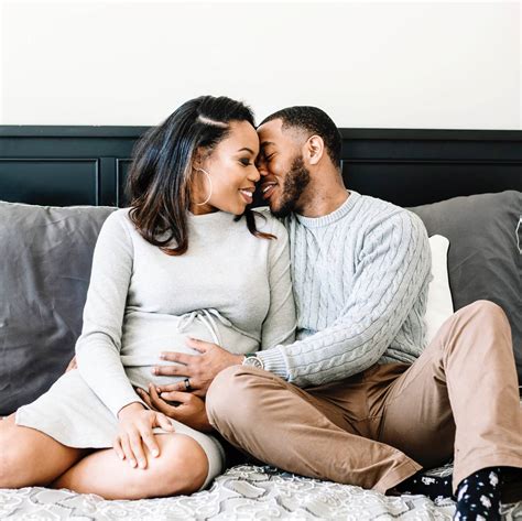 Pregnancy Poses These 5 Easy Setups Are All You Need 2022