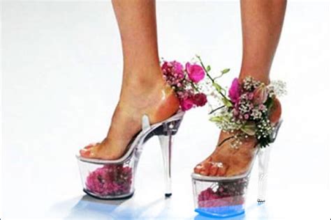 10 Strange Wedding Shoes Arabia Weddings
