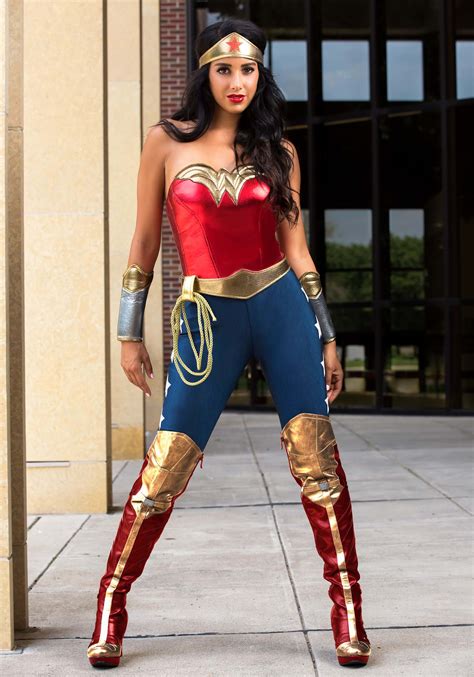 How Many Women Were Wonder Woman For Halloween Gail S Blog