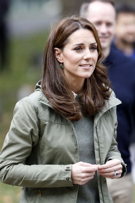 What her family get up to on holidays and what 'always' happens to kate. Kate Middleton Haircut After Maternity Leave October 2018 ...