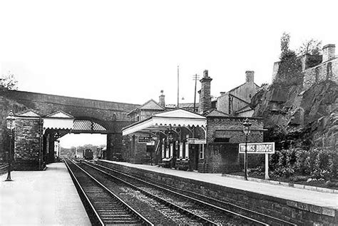 0525 Thongsbridge Train Station Before It Was Closed With The Closure