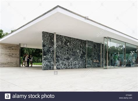 Barcelona pavillon architecture visualisation realtime. Barcelona-Pavillon, Architekten Ludwig Mies van der Rohe ...