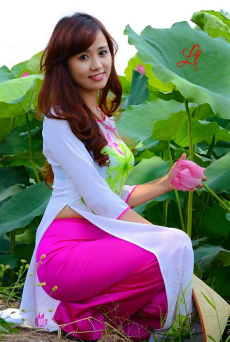 Cute Vietnamese Traditional Dress Vietnamese Dress Traditional Fashion Traditional Dresses