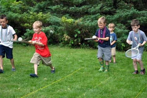 Sin embargo, poco a poco, el tiempo para jugar con cuerdas se ha ido reduciendo, y los niños ahora invierten más tiempo en los juegos tecnológicos. juegos para ninos al aire libre juegos equilibrio ideas ...