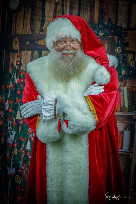 Hire Bigger Than Life Real Beard Santa Santa Claus In Denton Texas