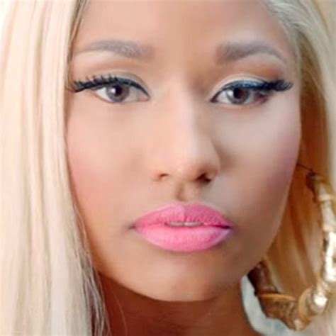 Nicki Minajs Makeup Photos And Products Steal Her Style