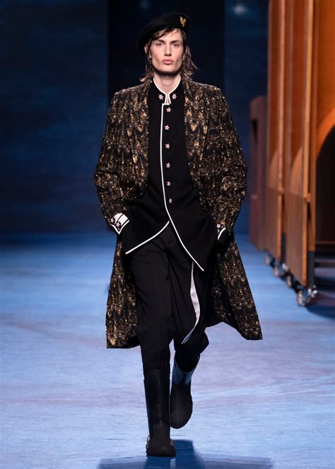 Dior Men S Fall 2021 Paris Fashionably Male