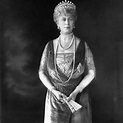 Biography of Mary of Teck, Royal British Matriarch