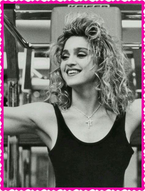 M Madonna Looks Lady Madonna Madonna Pictures Best Female Artists