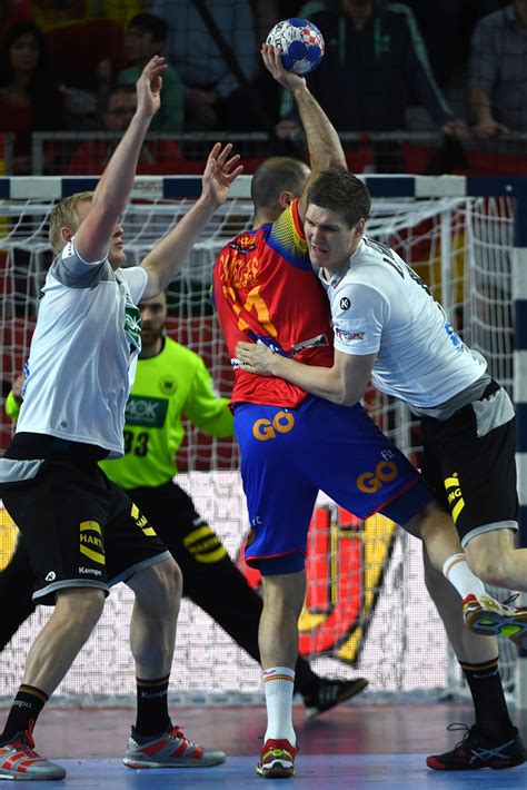 Dies wird gegen spanien zu 100 prozent nicht passieren. Handball-WM: Deutschland schlägt Spanien - HANDBALL-WM ...