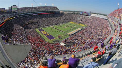 College Football Top 20 Stadiums You Must Visit In Yo