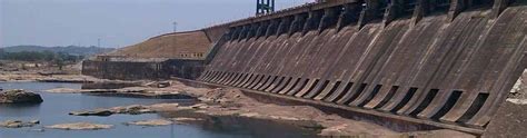 Hirakud Dam Longest Dam In The World Dams In India Hirakud