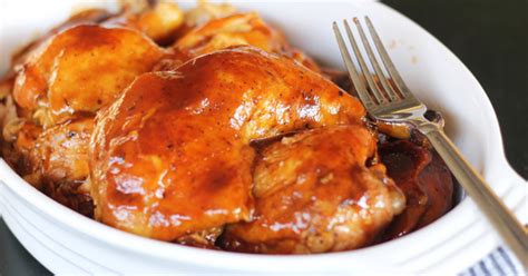 Sit the chicken in a. EASY AND DELICIOUS three ingredient slow cooker BBQ chicken
