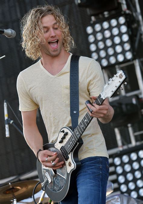 Pictures Of Casey James Make Way For Casey James Coming To Tumbleweed Texas The New Bull