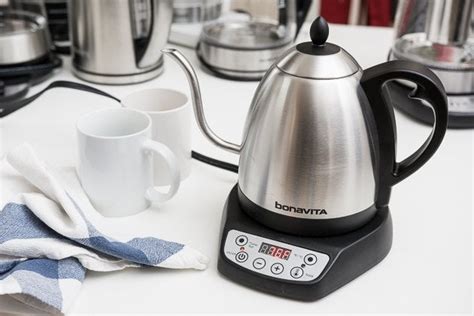 Our experts have researched and reviewed these products to find the best options. The Best Electric Kettle for 2020 | Reviews by Wirecutter