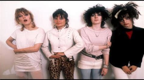 historia de palm olive fundadora de la primera banda punk femenina fotos atmp