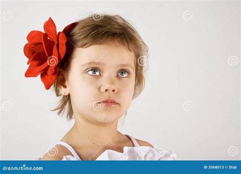 Little Girl Look Up Stock Image Image Of Portrait Child 2068013
